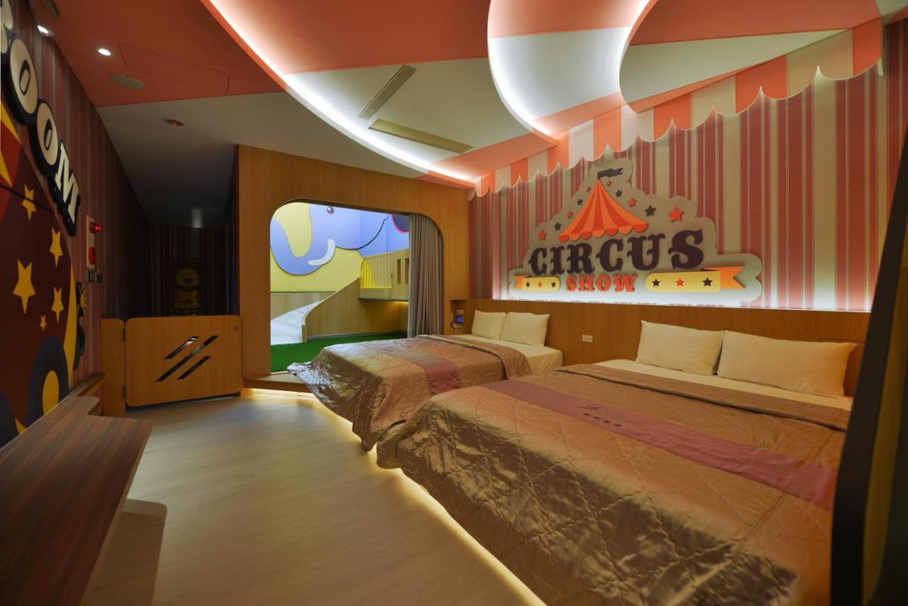 Romantic Code Art Motel Shanhua ภายนอก รูปภาพ