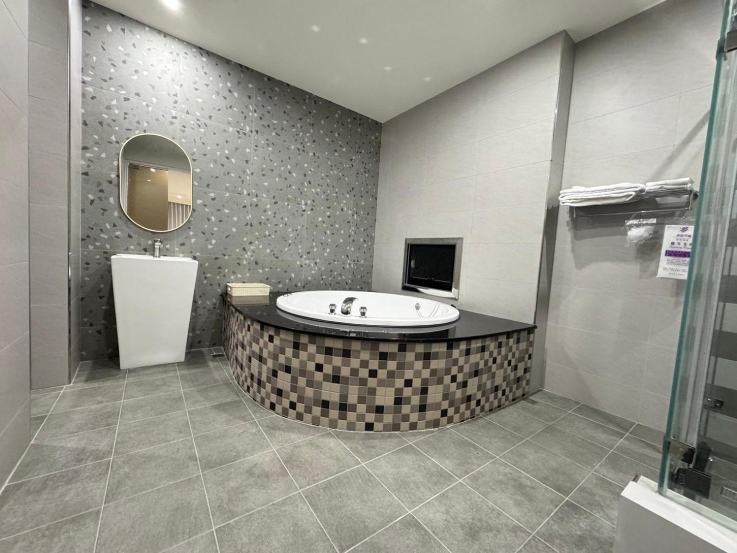 Romantic Code Art Motel Shanhua ภายนอก รูปภาพ