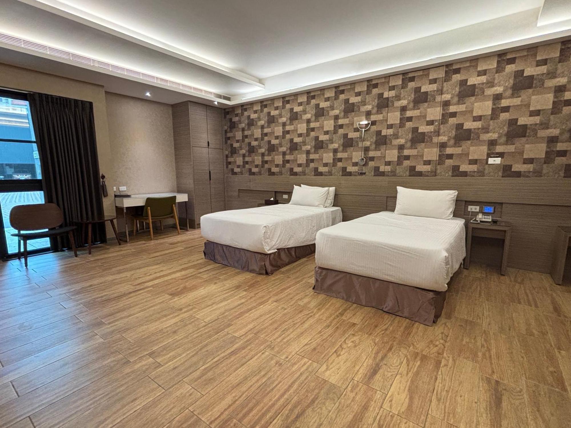 Romantic Code Art Motel Shanhua ภายนอก รูปภาพ