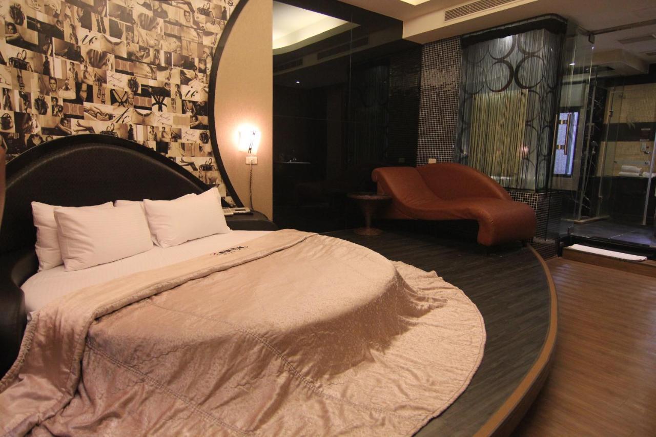 Romantic Code Art Motel Shanhua ภายนอก รูปภาพ